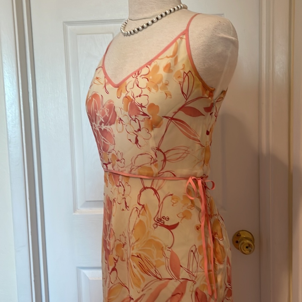 100% silk. - Picture 3 of 5